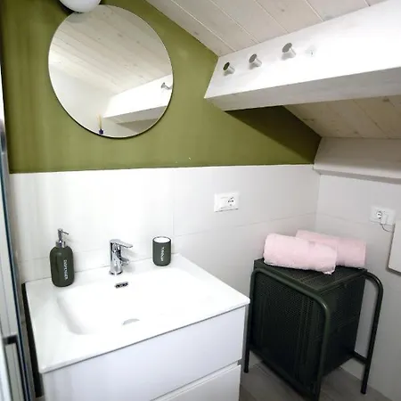 Altana Deluxe Apartment